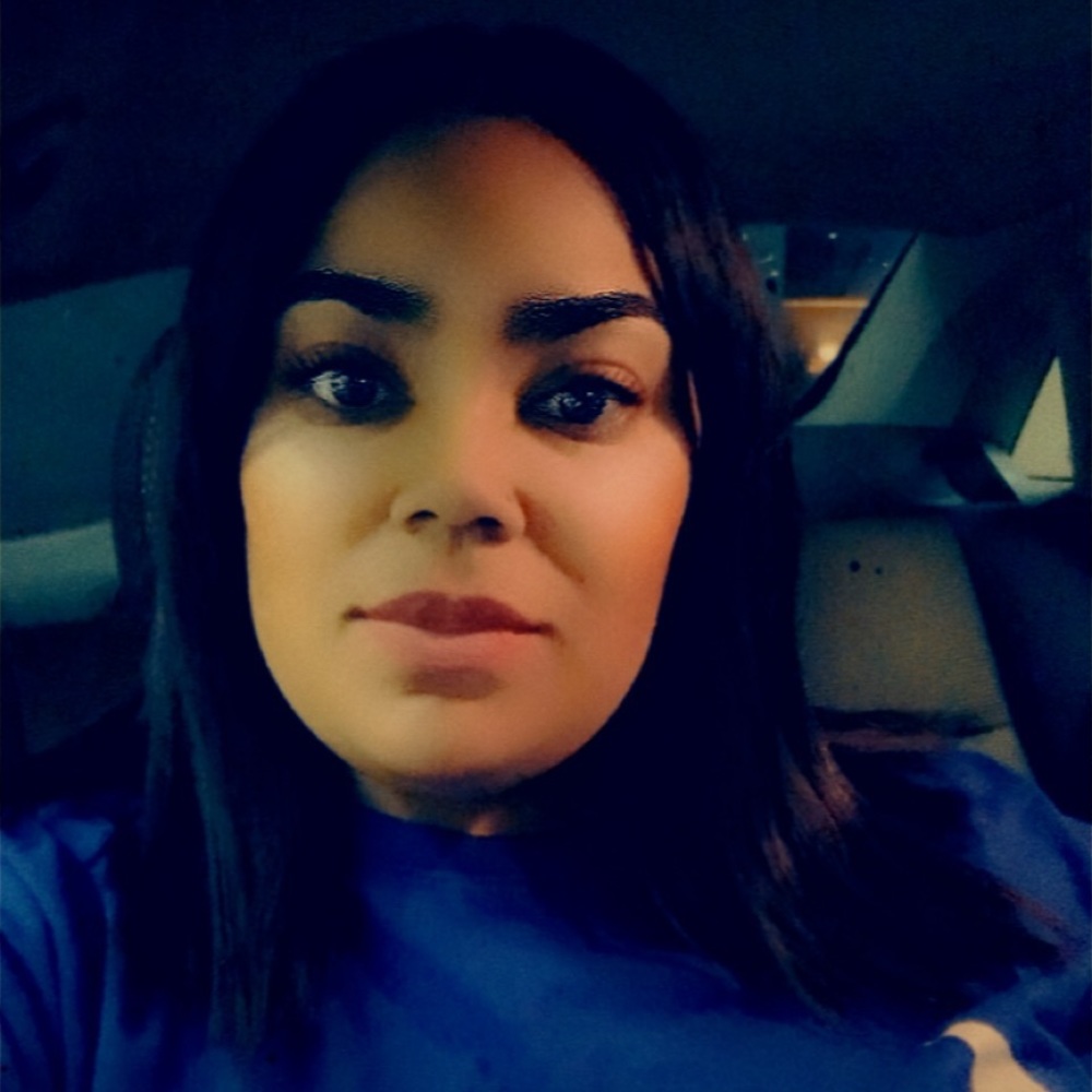Meet your Posher, Nina